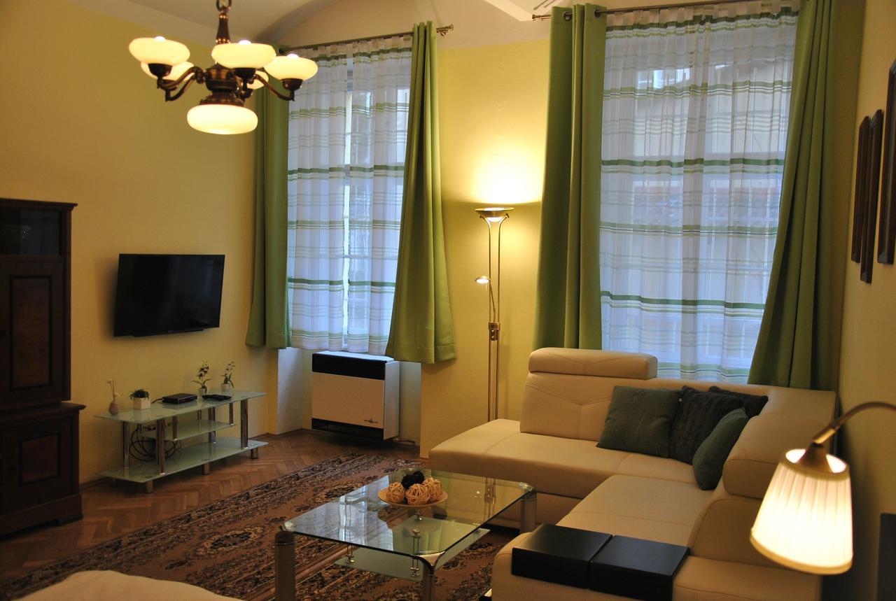 פראג Vertigo Apartment מראה חיצוני תמונה